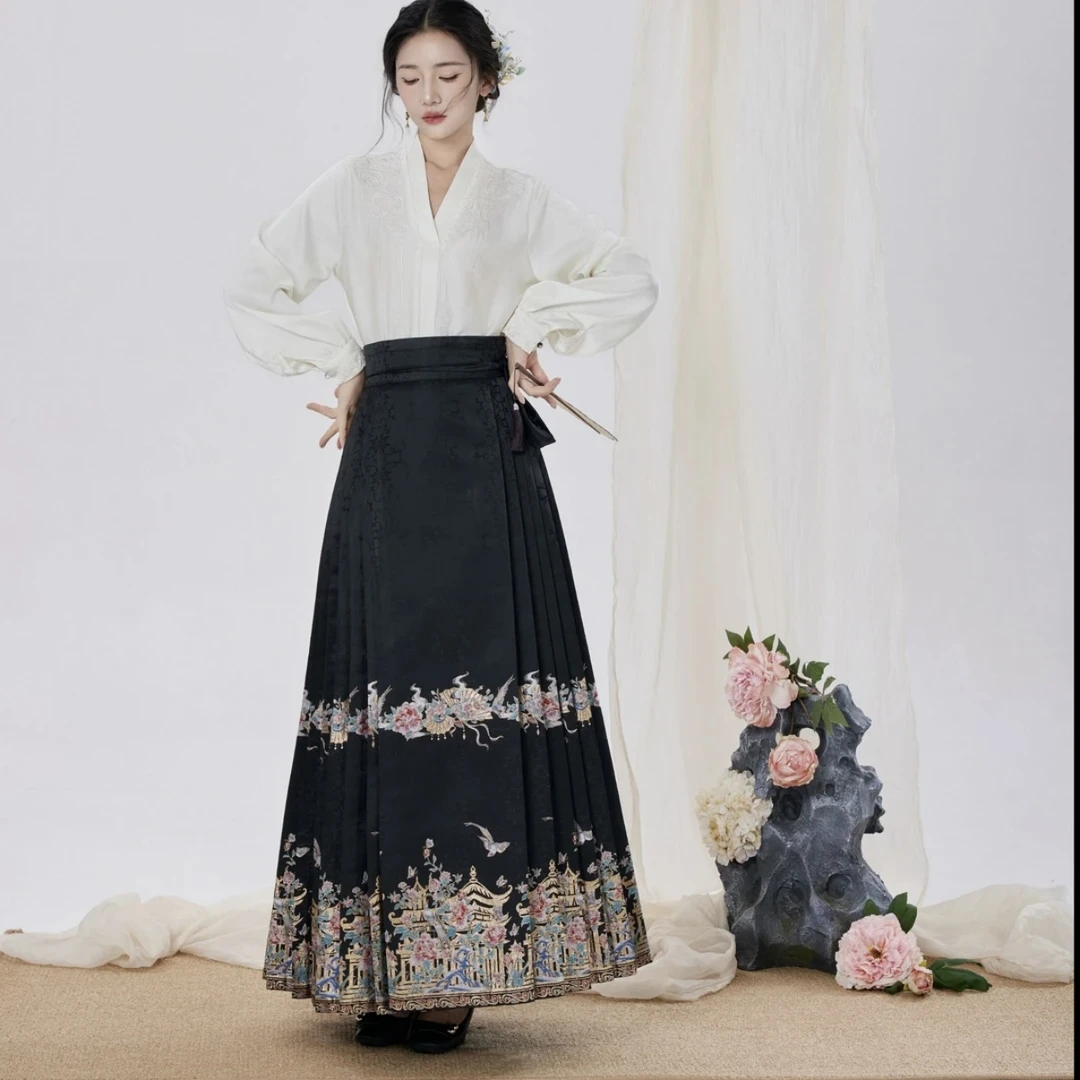 【花鸟图】原创重工织金仿妆花明制一片式马面裙中国风