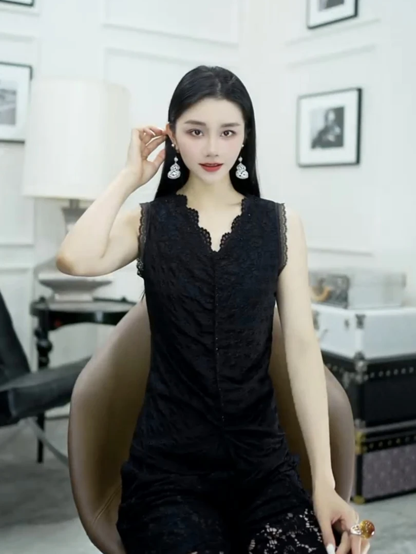 Betty Bairn【夜魅】高定系列蕾丝刺绣背心25B-BW9763