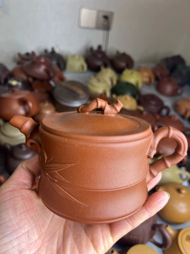 微瑕处理一把紫砂壶