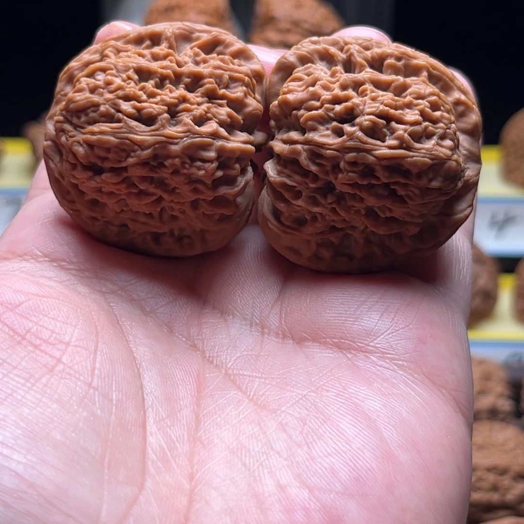 把件文玩核桃球疆