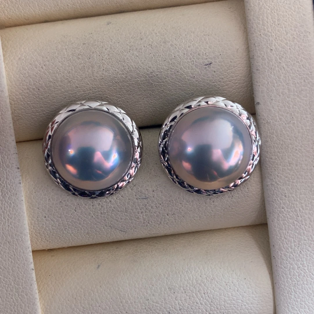 拼合珍珠（马贝珠）耳饰18K金镶嵌