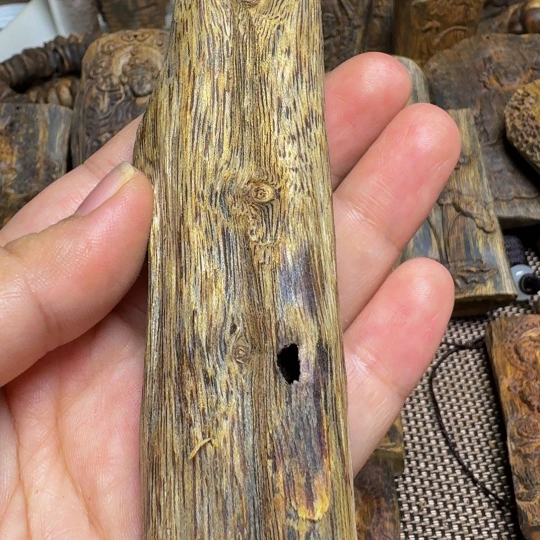 沉香碎屑沉香老白棋素牌老料