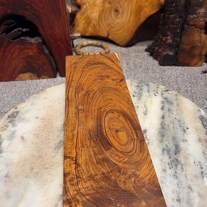 战***马端景台紫檀木类檀香