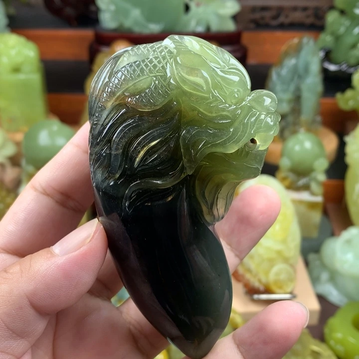 岫玉未镶嵌手把件