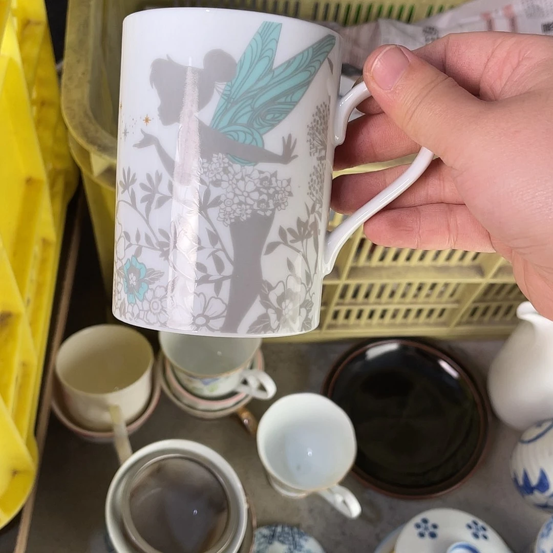 瓷片小*。哈哈哈我真的不喜欢这样了笑