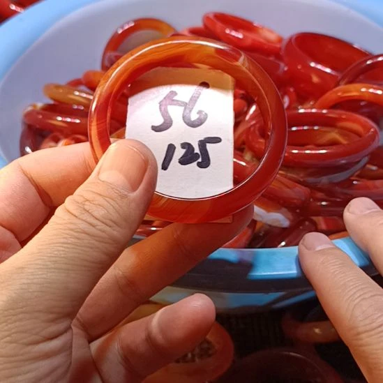 玛瑙/玉髓未镶嵌手镯