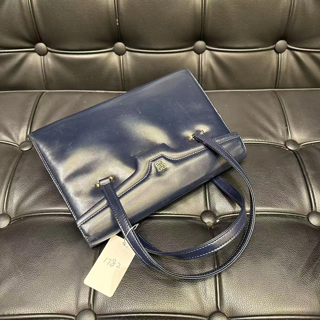 95新 Givenchy/纪梵希 二弟/95新/1782/单肩包