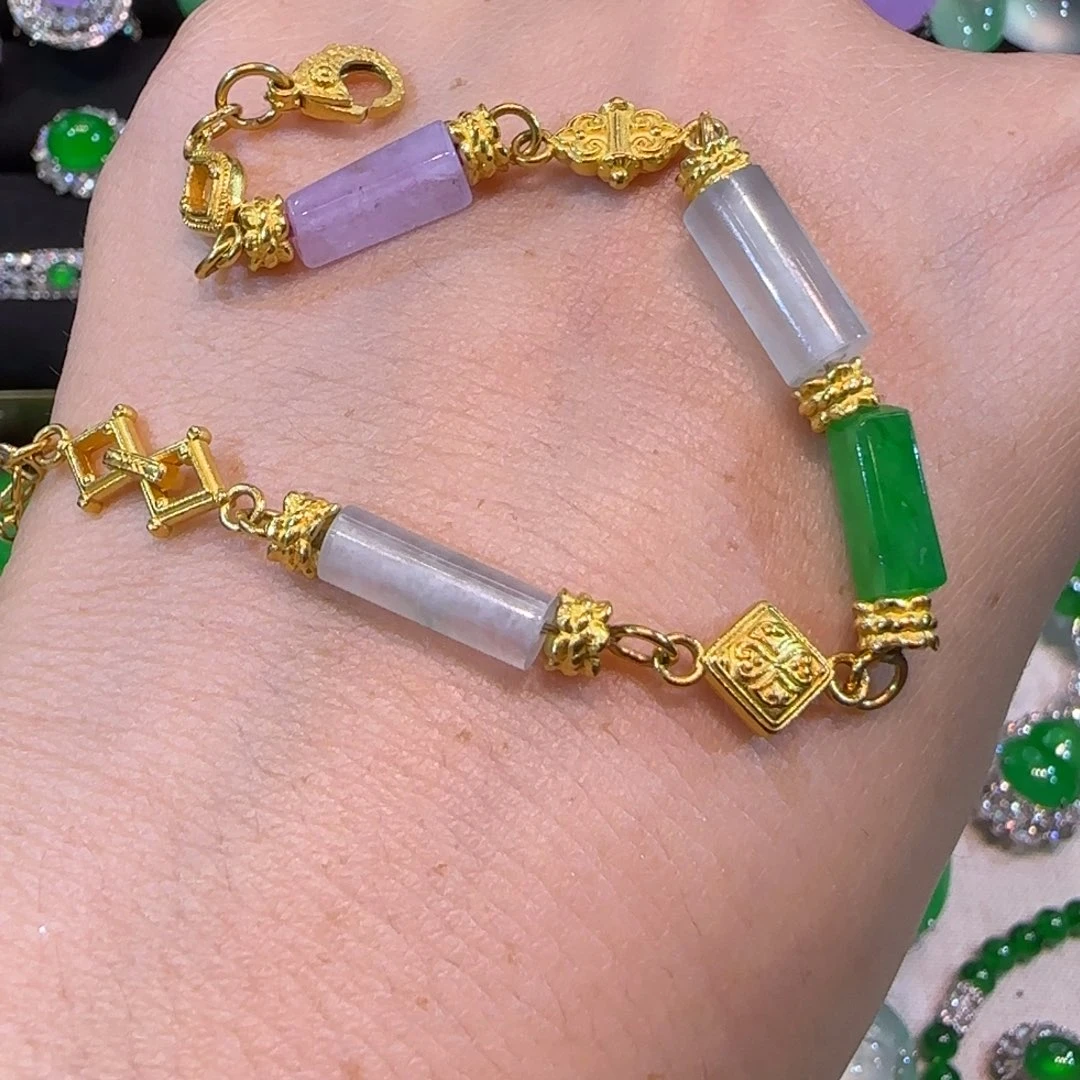 足金镶嵌手链翡翠盘缠