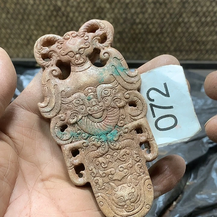 未镶嵌和田玉挂件