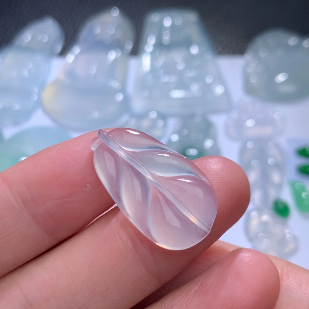 翡翠未镶嵌颈饰缅甸翡翠