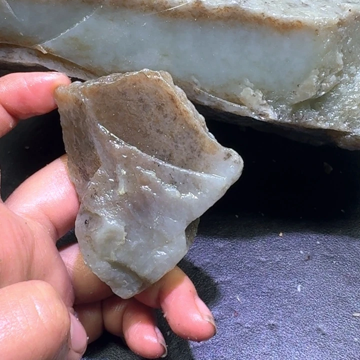 和田玉未镶嵌珠宝半成品