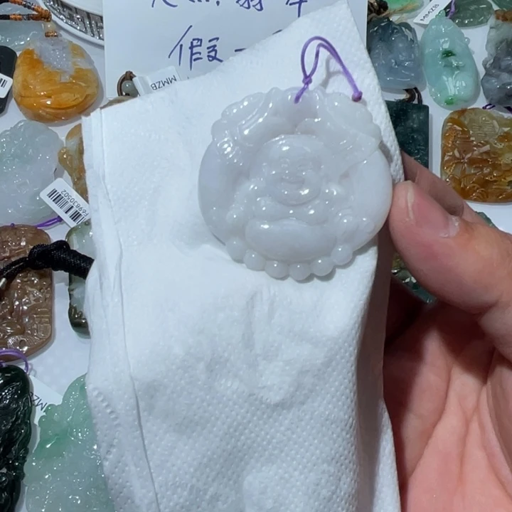 翡翠颈饰未镶嵌天然