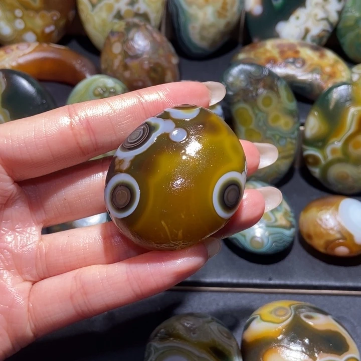 【闪购商品】未镶嵌玛瑙/玉髓珠宝奇石x x