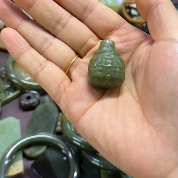 和田玉未镶嵌珠宝奇石我****！