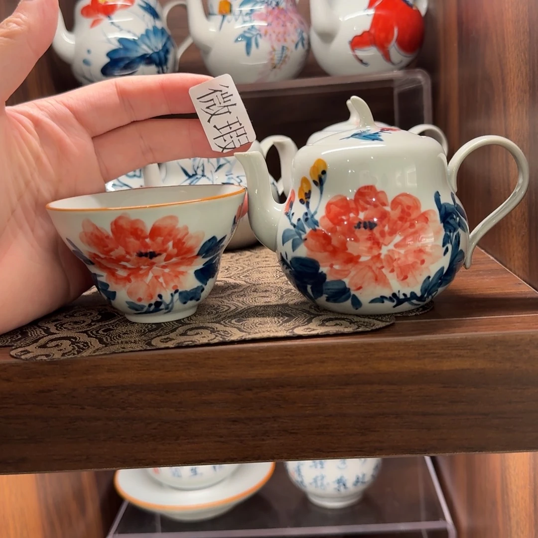 釉下手绘茶具微瑕