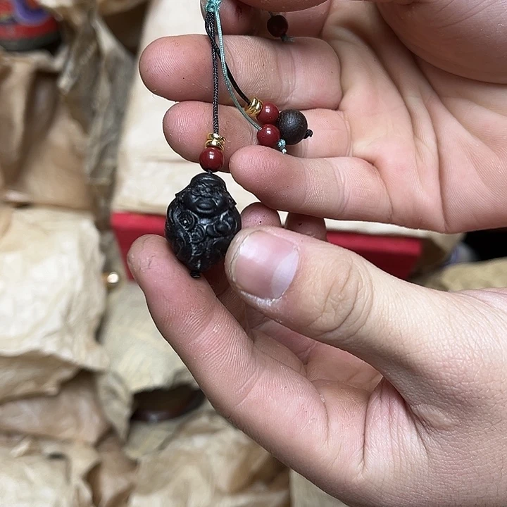 大叶紫檀（黑酸枝木类）