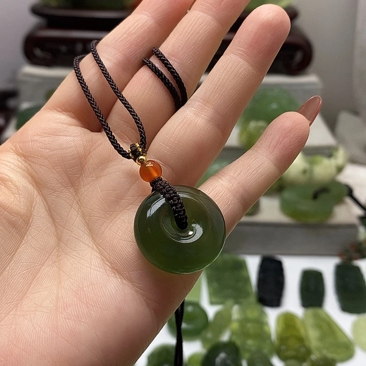 未镶嵌岫玉挂件k****o