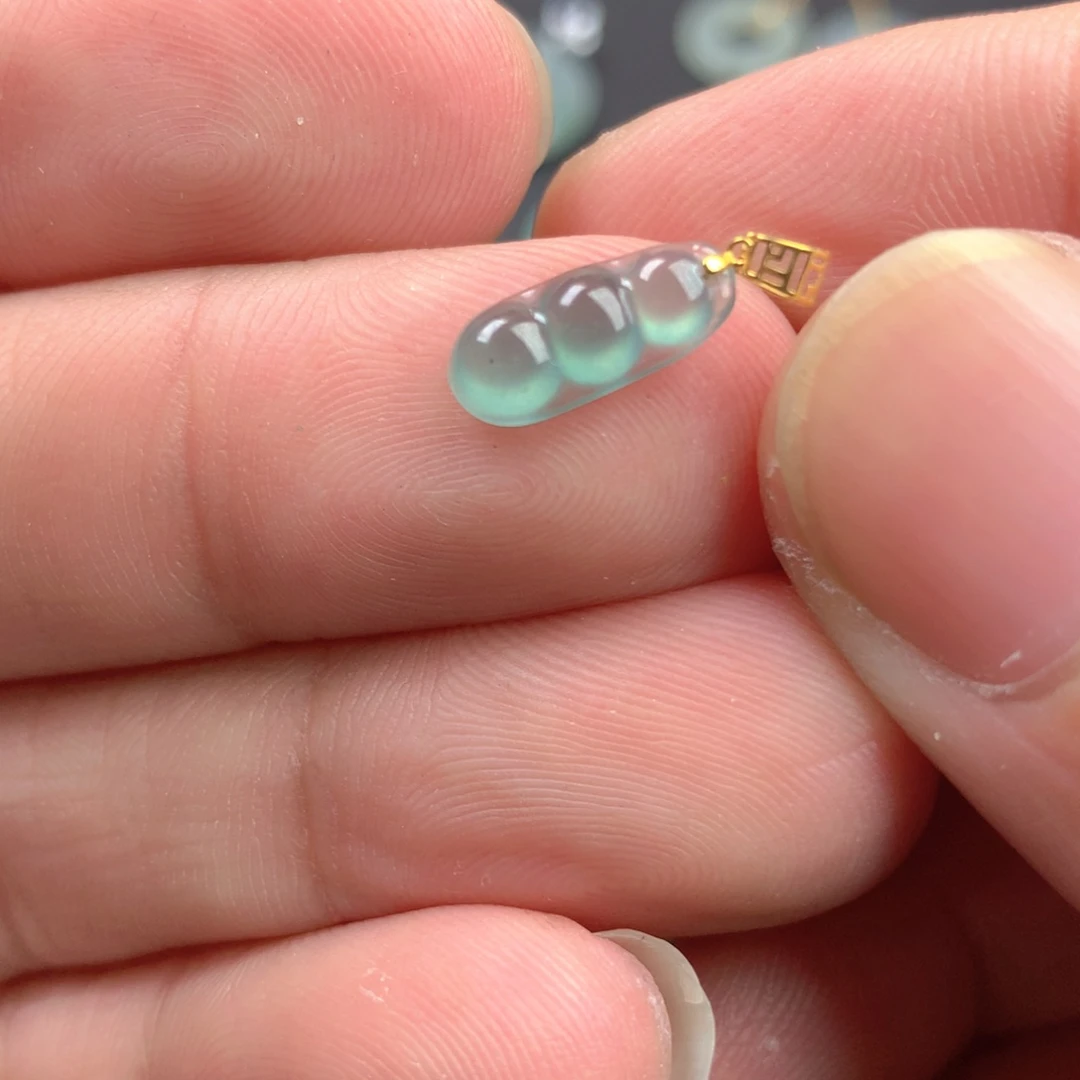 【闪购商品】颈饰18K金镶嵌翡翠翡翠