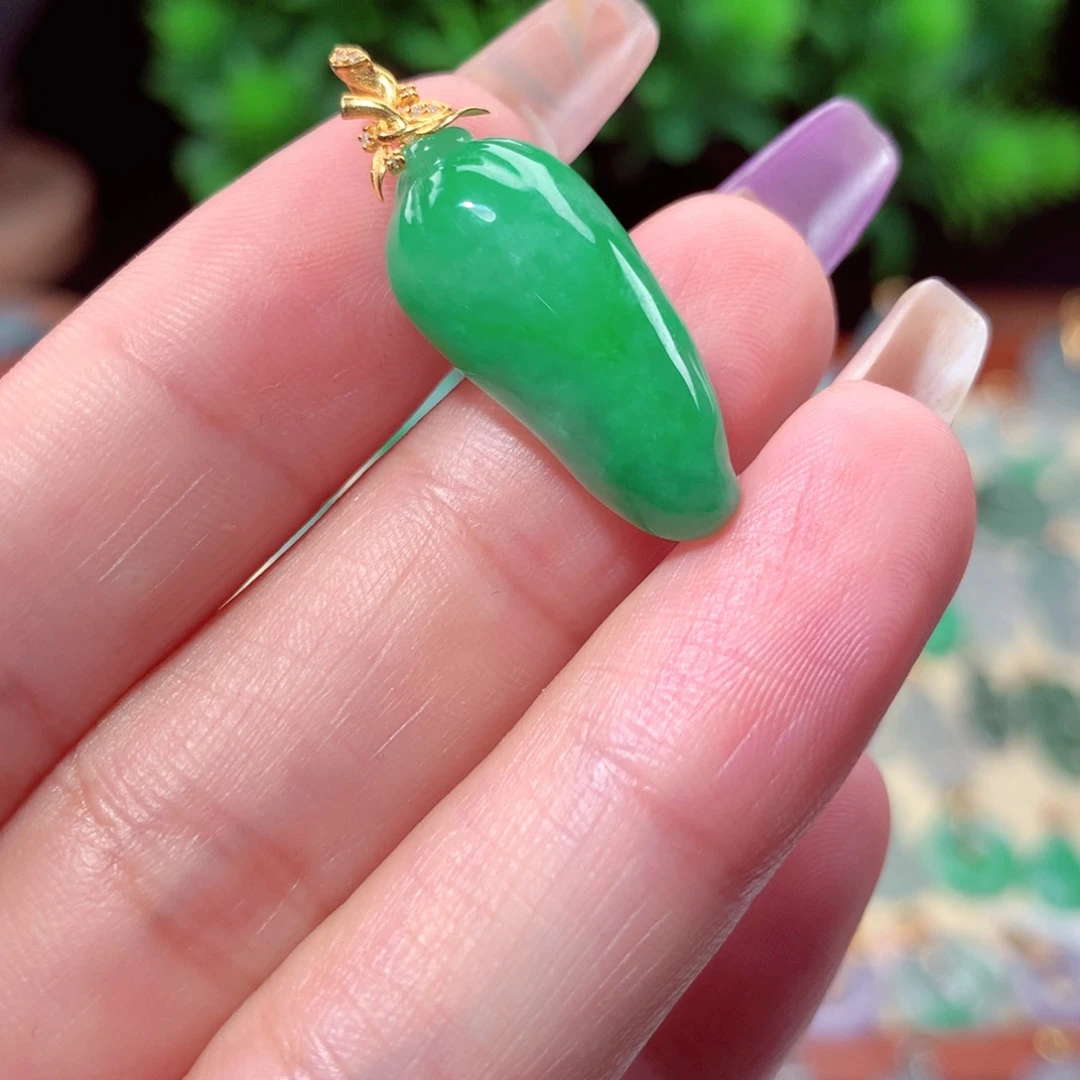 翡翠吊坠(不含链)18K金镶嵌