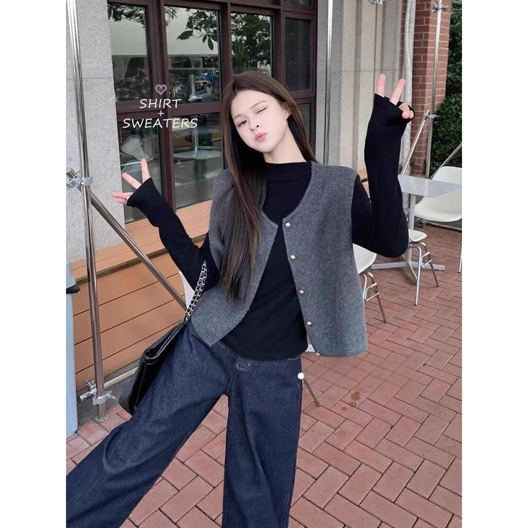 韩系高级感穿搭马甲女背心2025新款秋季软糯百搭叠穿针织开衫外套