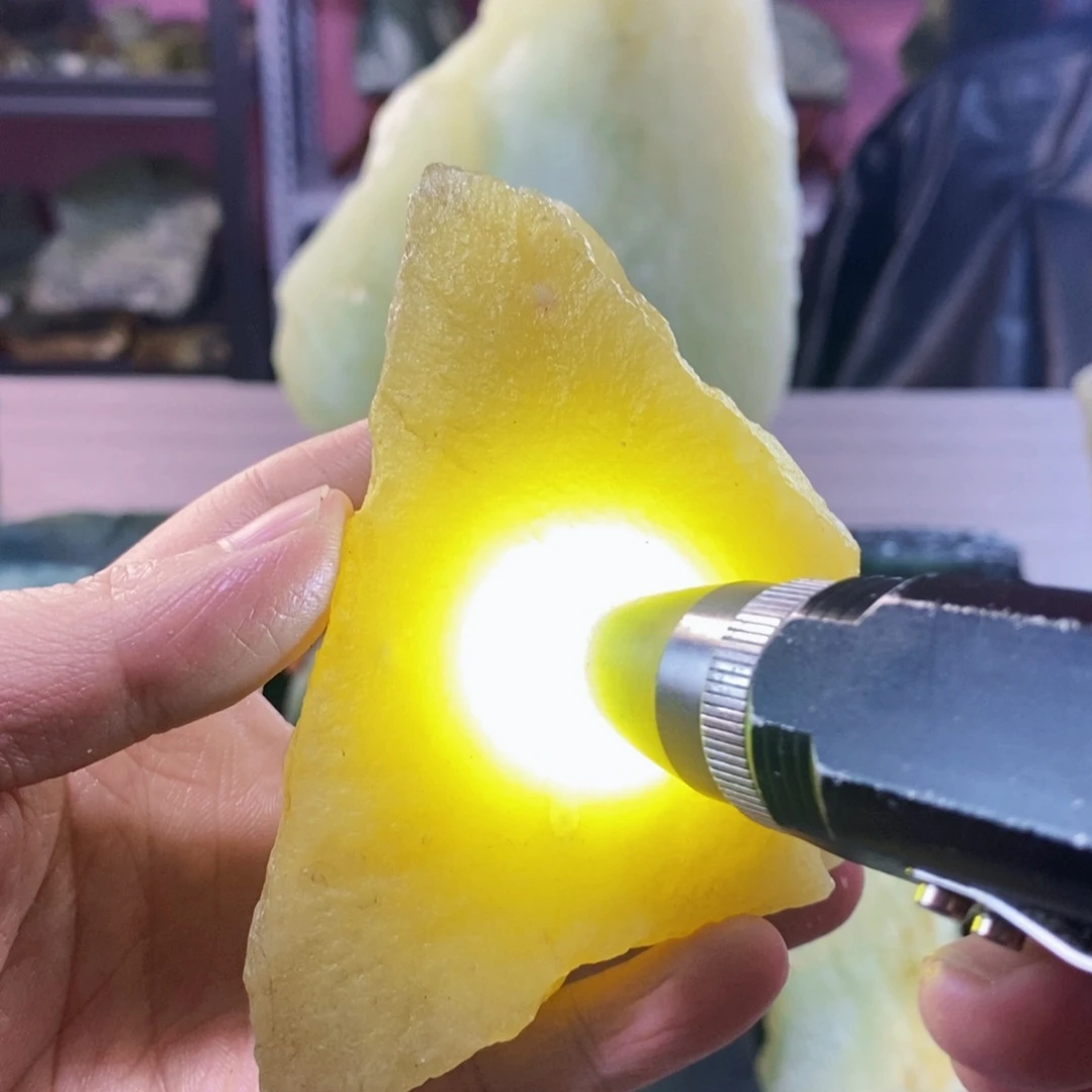 蛇纹石玉未镶嵌岫玉原石蛇纹石玉