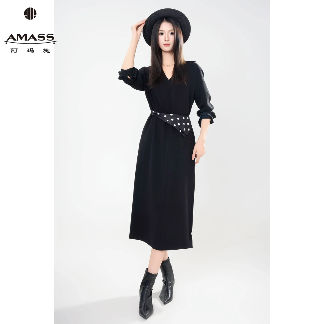 AMASS/阿玛施新款气质百搭复古法式V领宽松长款长袖连衣裙 550036