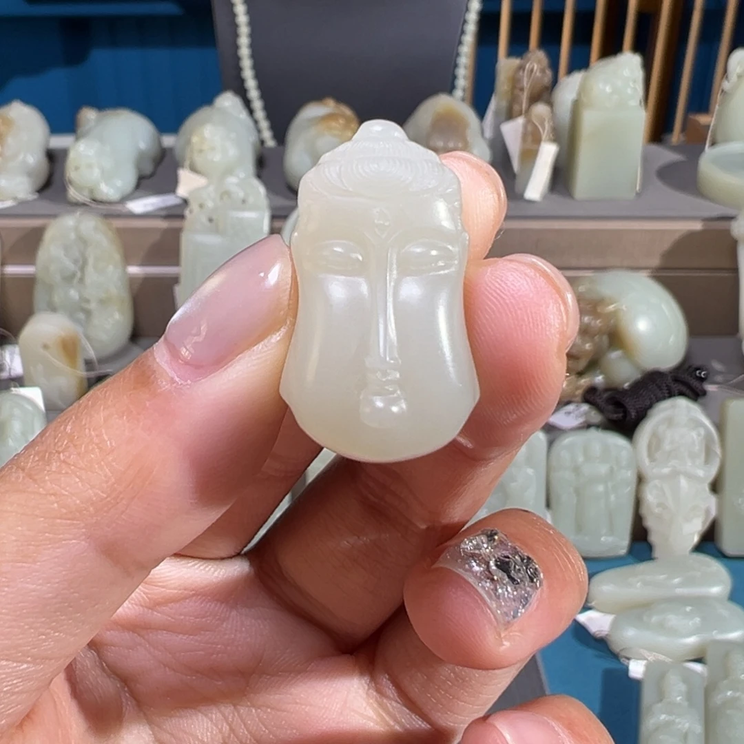 和田玉（糖玉）未镶嵌颈饰