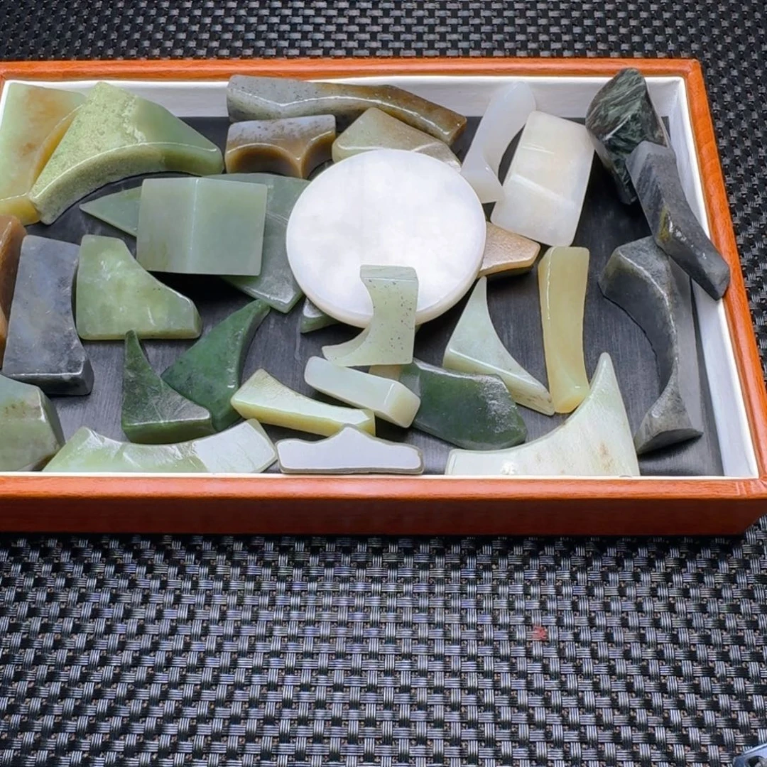 和田玉（糖玉）未镶嵌珠宝半成品