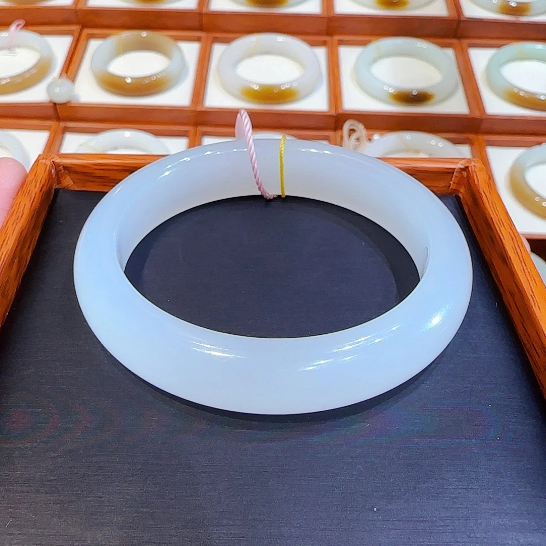 和田玉手镯未镶嵌白月光冰羊脂53 54