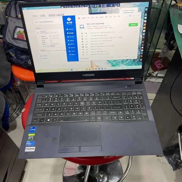 9新 Hasee/神舟 战神z8 i7-11800h 16G 512G 3060-4G 15寸144刷新