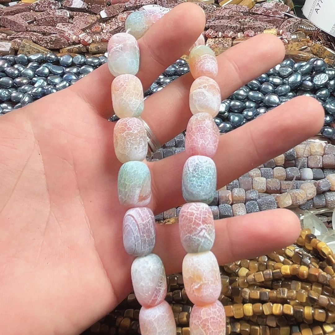 玛瑙/玉髓合金珠宝半成品A778，孔雀药霜玛瑙桶珠一条13*18mm