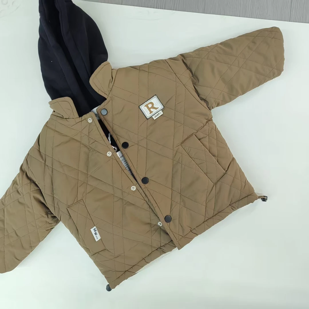 新款贴标带帽假两件儿童棉外套83239