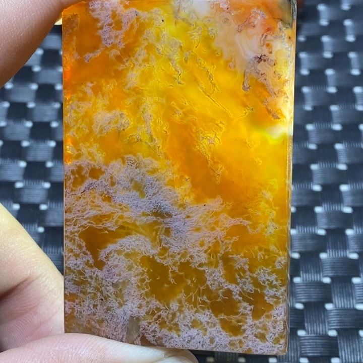 玛瑙/玉髓颈饰未镶嵌翟****心