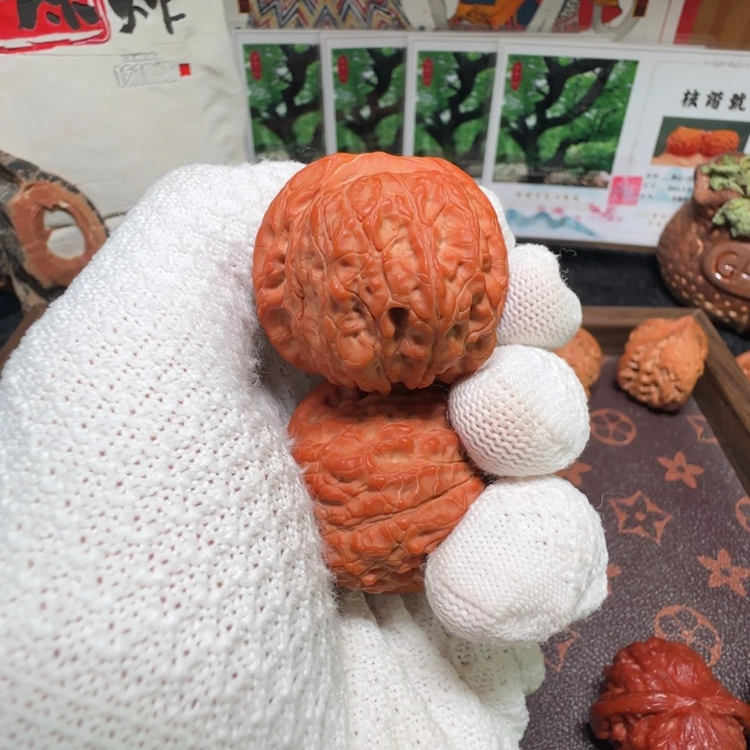 张***哥吊坠文玩核桃血麒麟