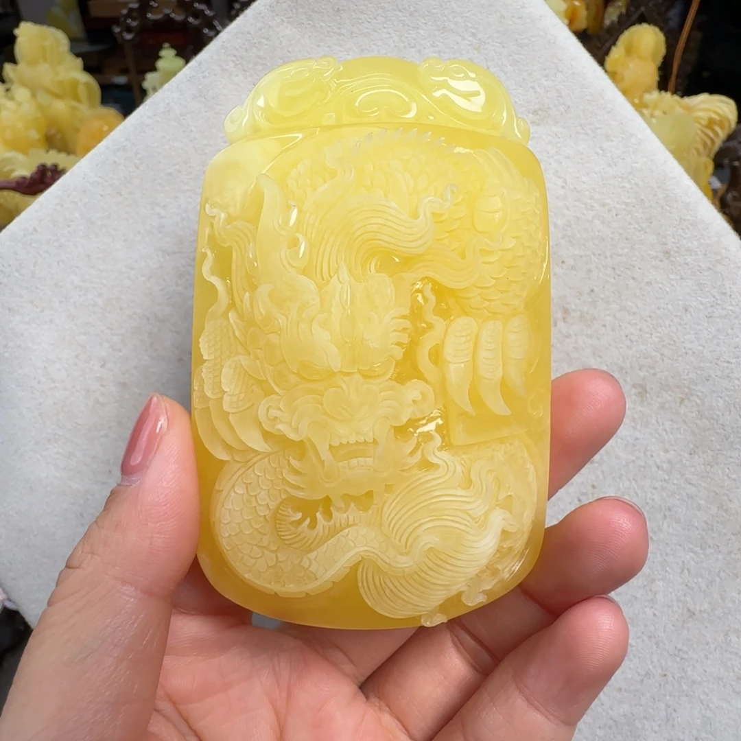 蜜蜡未镶嵌珠宝奇石