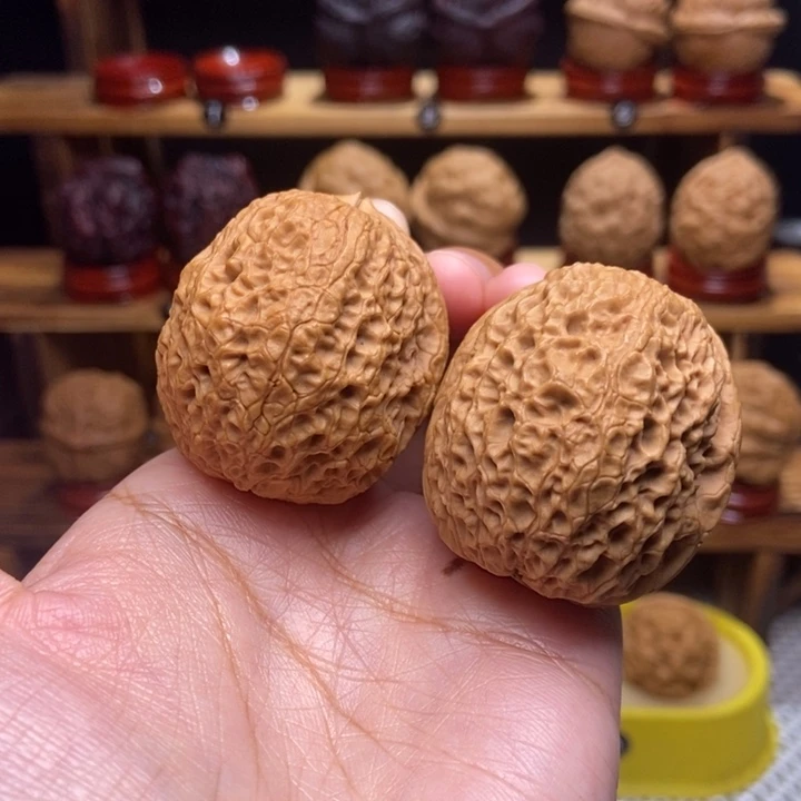 文玩核桃吊坠铁狮子29