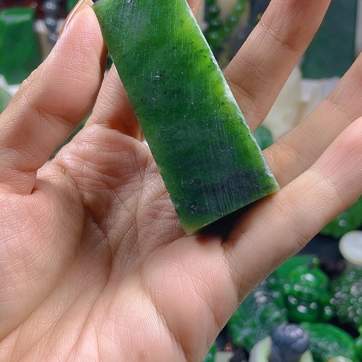 和田玉未镶嵌珠宝半成品