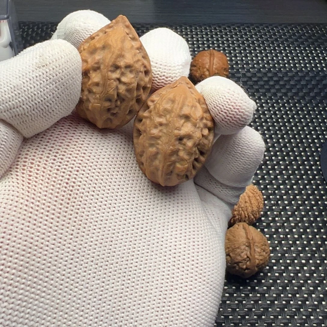 把件文玩核桃黄金叶