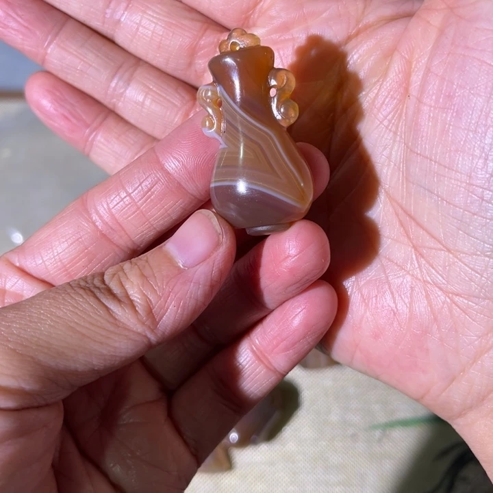 未镶嵌玛瑙/玉髓珠宝奇石