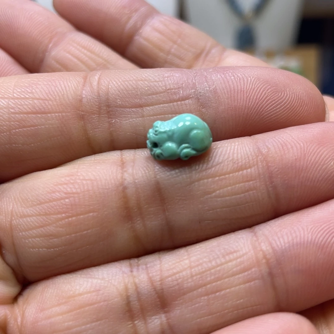 绿松石未镶嵌貔貅