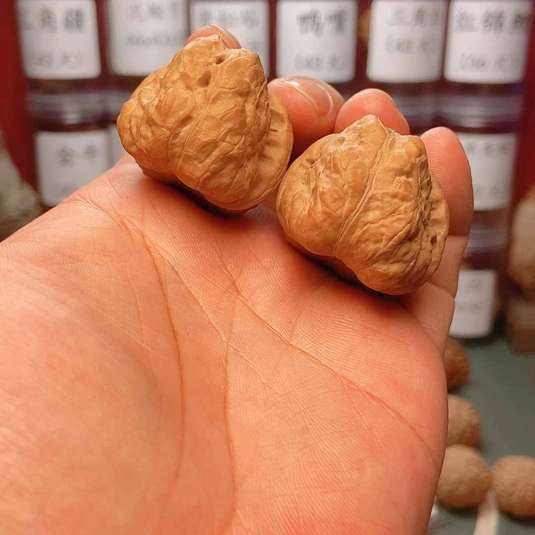 文玩核桃把件用****9玉蝉