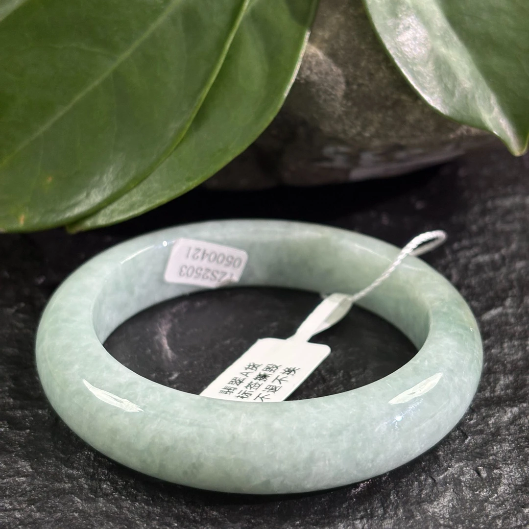 天然翡翠缅甸A货正品翡翠玉镯6170