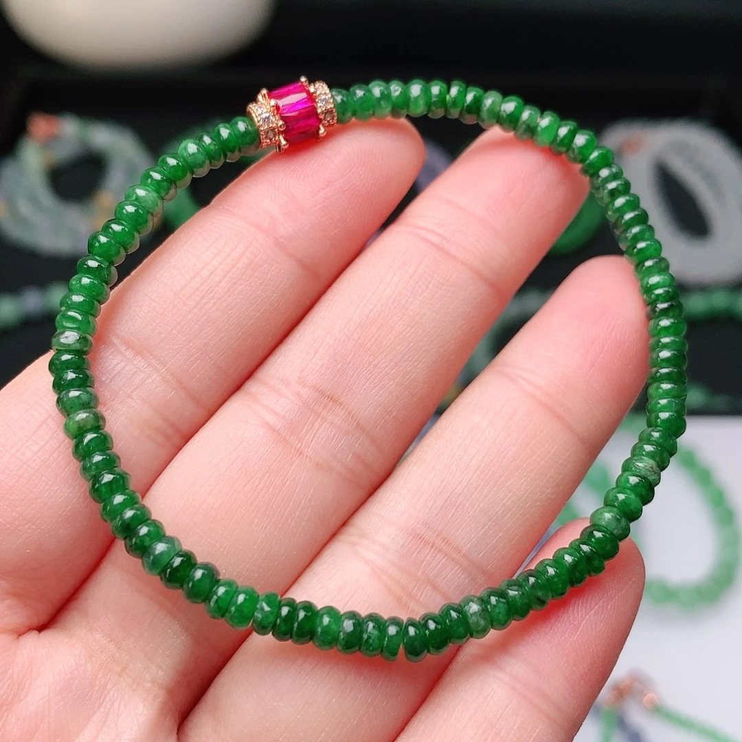 翡翠手链未镶嵌翡翠