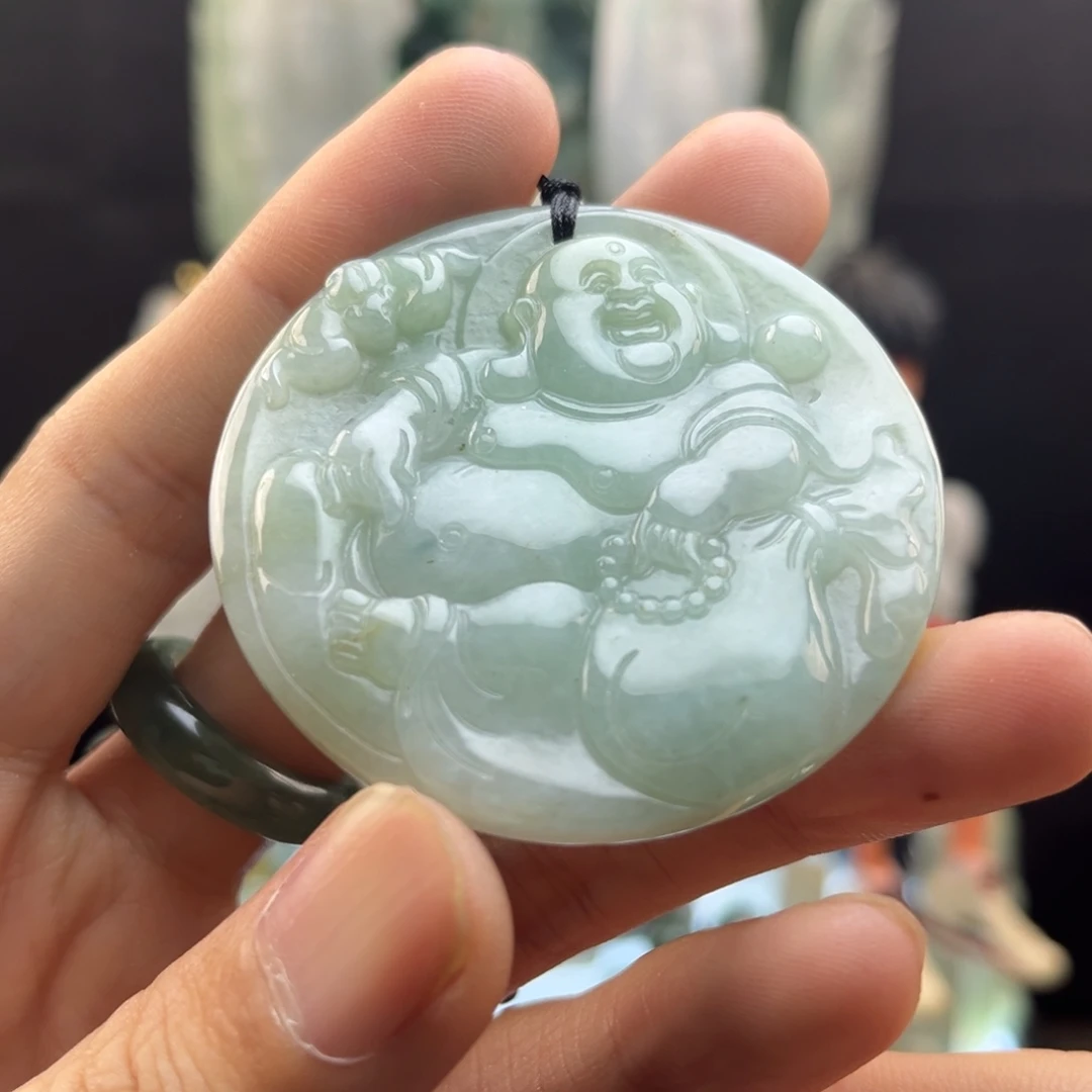翡翠未镶嵌颈饰布袋佛