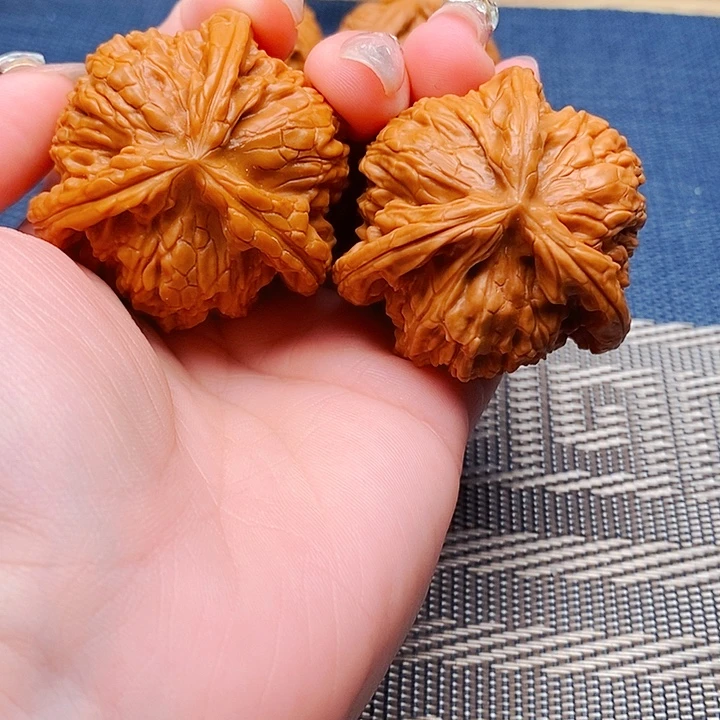 南***）吊坠文玩核桃三棱