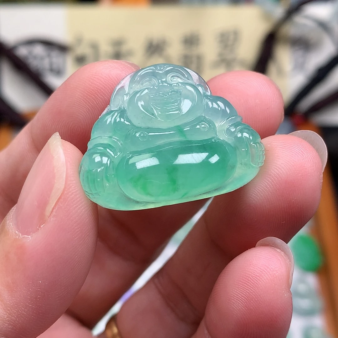 翡翠裸石缅甸天然A货翡翠阳绿佛公