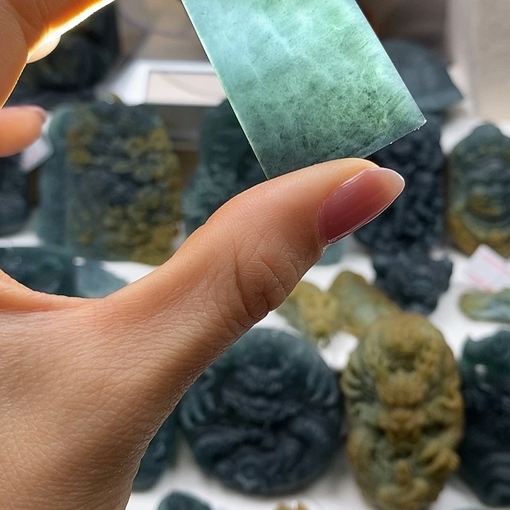 定制翡翠未镶嵌翡翠