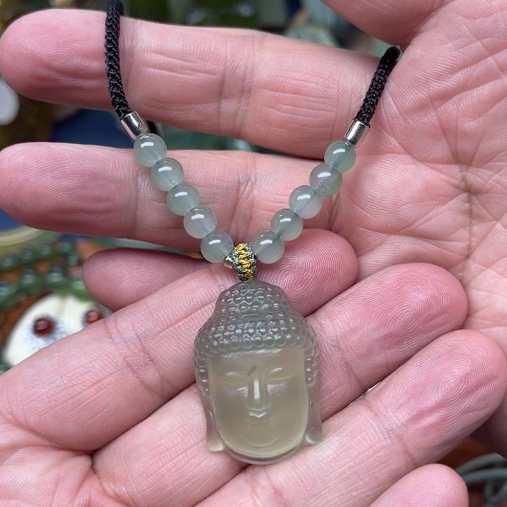 蛇纹石玉吊坠未镶嵌