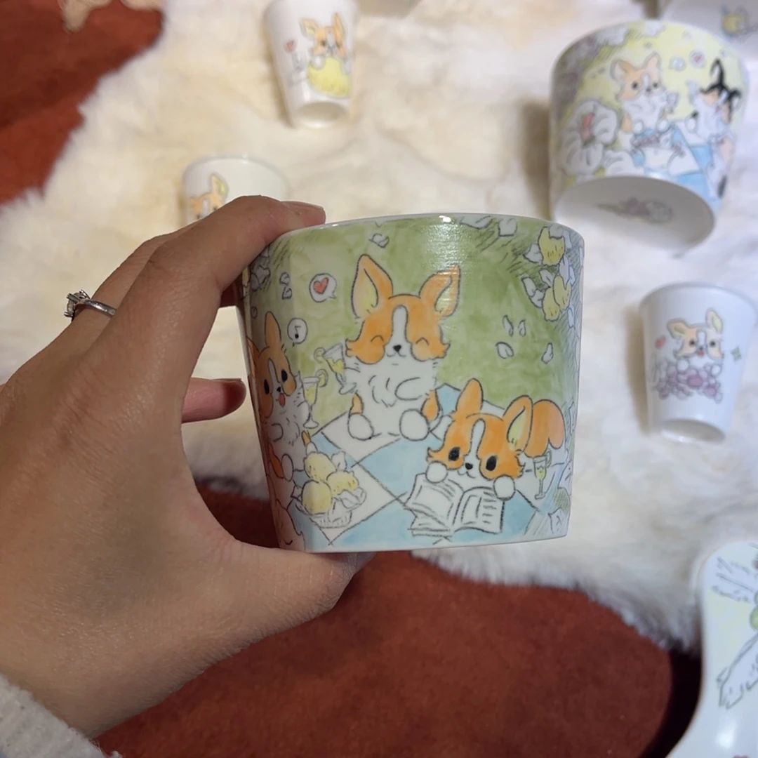 瓷片小**花预定杯碟这个画面