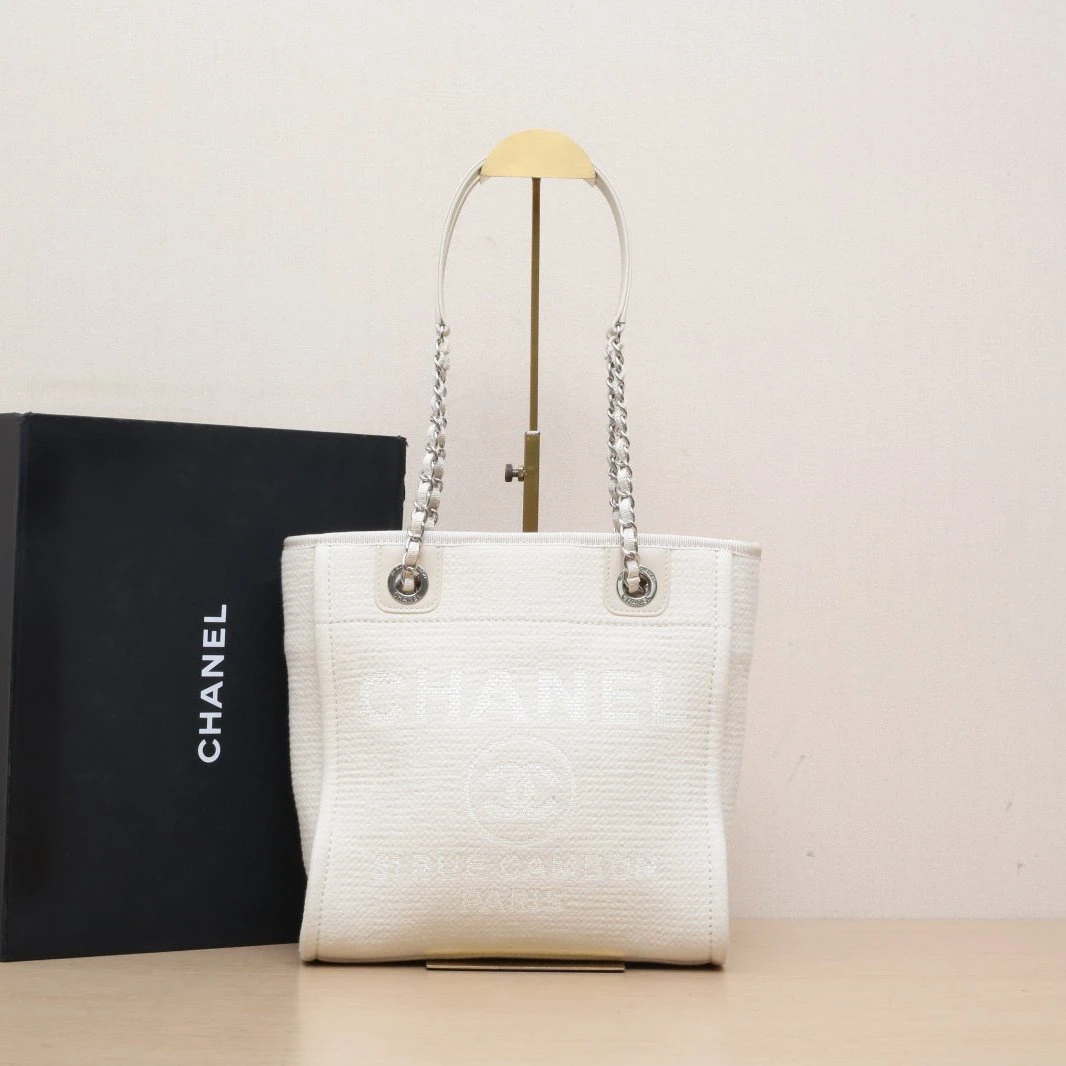 99新 Chanel/香奈儿 【双双满减】沙滩包 小号 米色 帆布 芯片